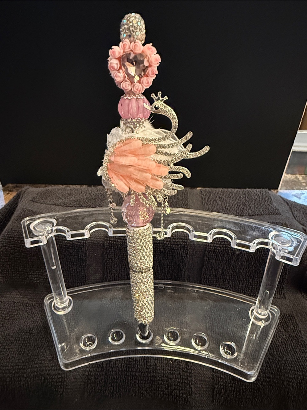 Pink Decorative Swan Crystal Pen - Elegant Rhinestone Accent